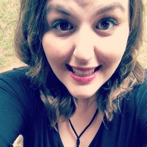 Meet your Posher, Brittney